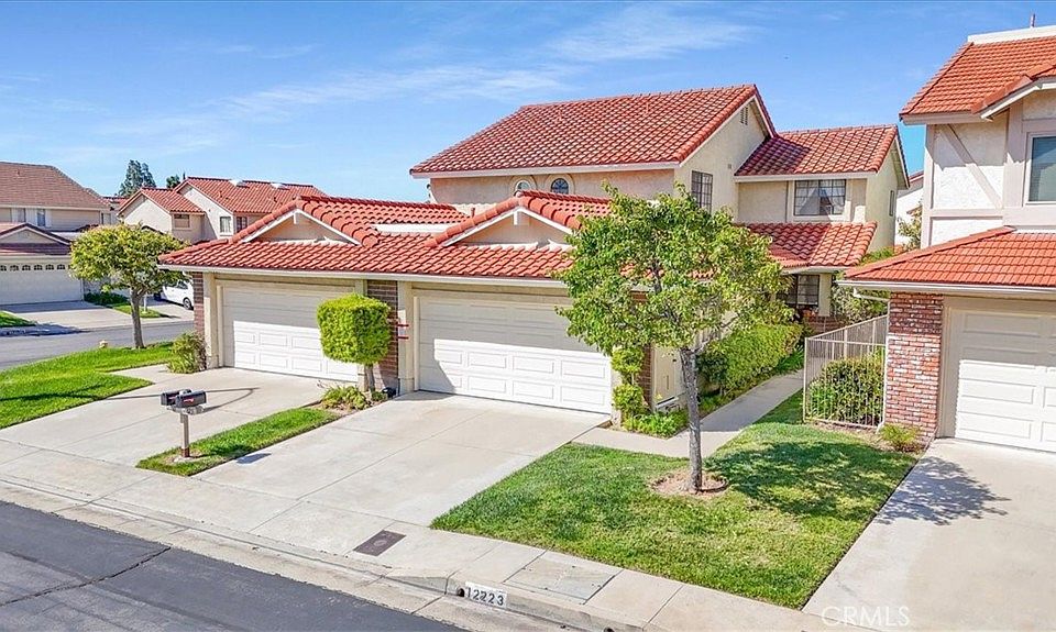 1st image of 12223 Shady Hollow Ln