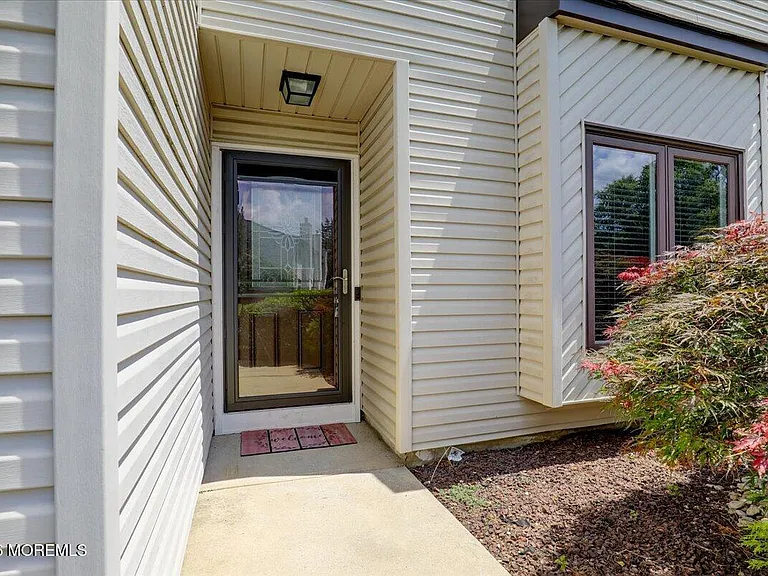 185 Pear Dr — Photo 6