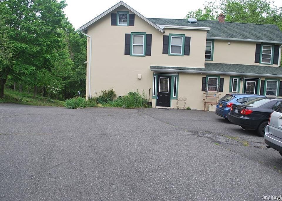 1st image of 418 Christian Herald Rd #4