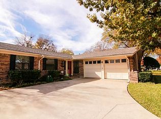 3302 Ridgehaven St, Irving, TX 75062