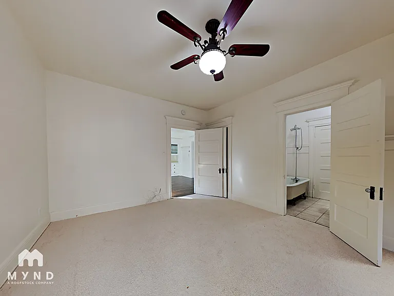 819 14th St #819 — Photo 28