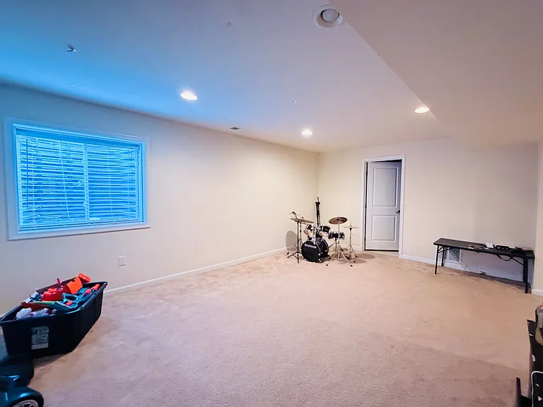 2702 Pittsburgh Ct — Photo 15