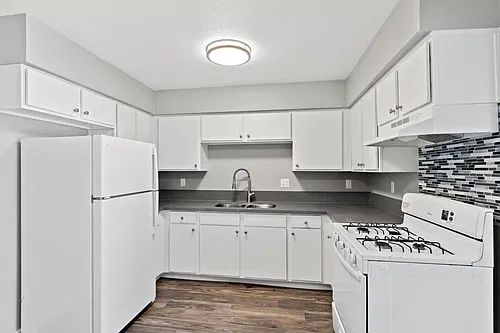 Strata Apartments Photo 1
