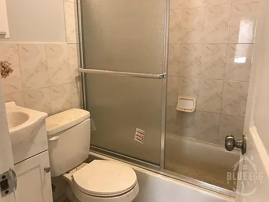 Rented by Blue Egg Realty Corp | media 11