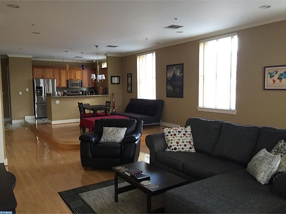 3rd image of 313-25 Race St #G