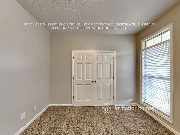 2015 Towne Park Dr — Photo 12