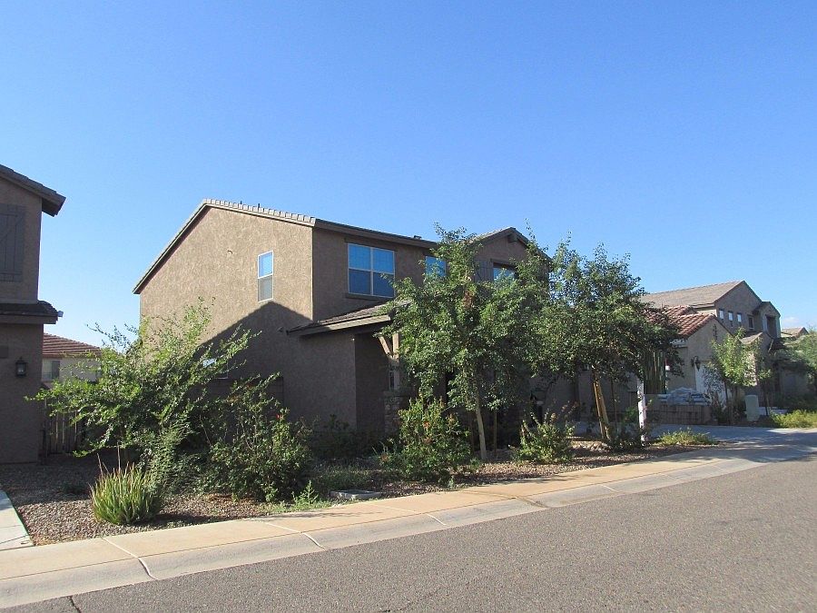 2nd image of 10403 W Hughes Dr