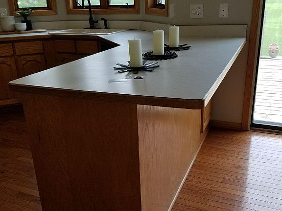5th image of 866 Winterberry Ct