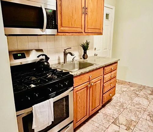 2nd image of 34-36 S Kensico Ave #2A