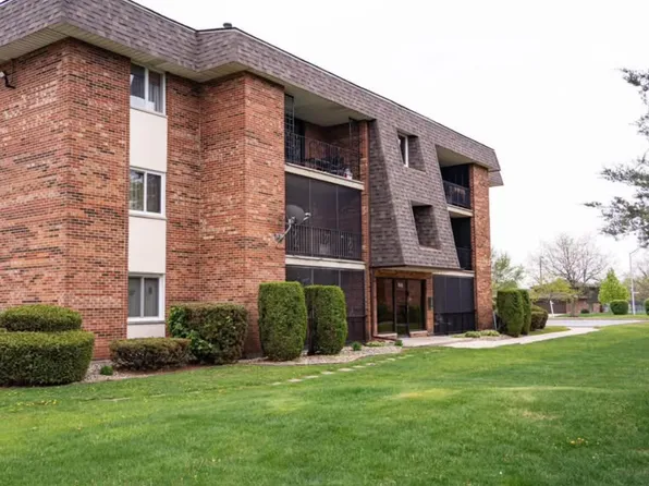 9146 W 140th St APT 3NW, Orland Park, IL 60462