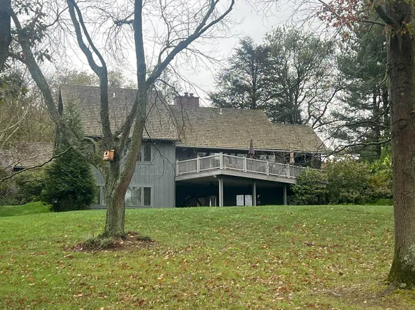 36 Southridge Dr, Kennett Square, PA 19348