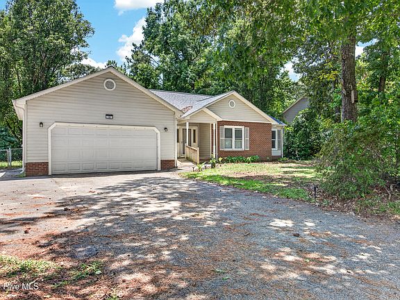 2nd image of 197 Baytree Drive