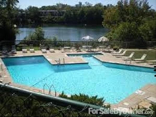 Pool with the lake