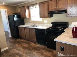 3311 W 51st St, Davenport, IA 52806
