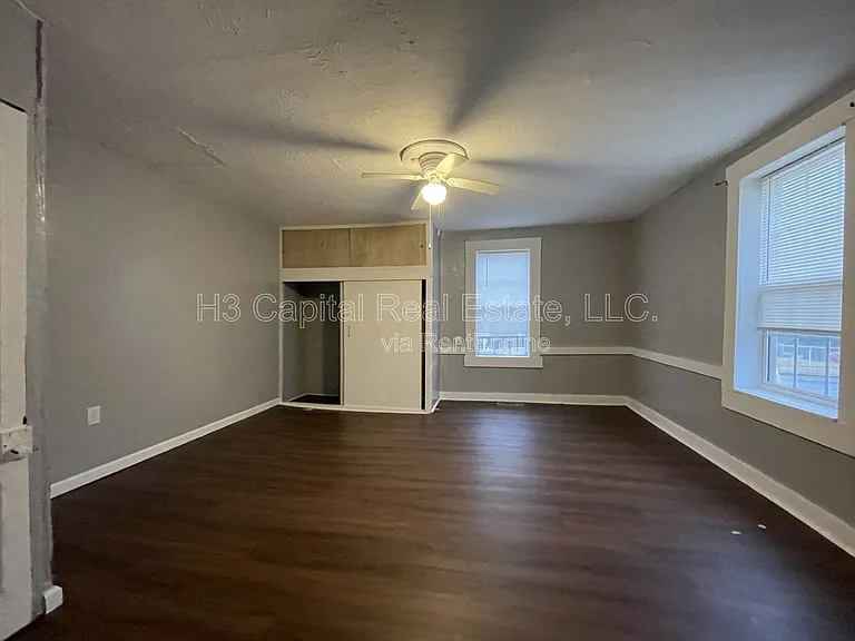 77 Sunset Ave — Photo 7