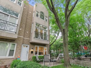 1212 W School St, Chicago, IL 60657