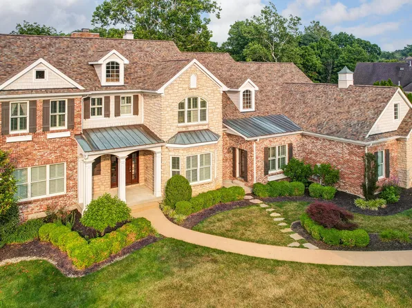 1743 Coachtrail Dr, Hebron, KY 41048