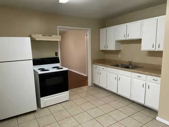 5011 Oleander Dr, Tallahassee, FL 32305