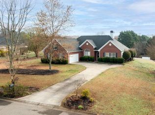 6430 Crystal Ln, Cumming, GA 30040