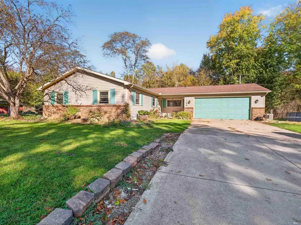 109 N Ivy Ln, Butler, IN 46721