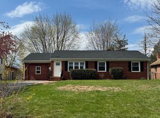 555 Waterman Dr, Harrisonburg, VA