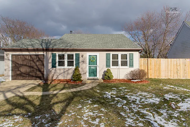 861 Shady Ln photo 1