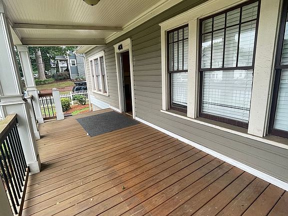 5th image of 401 Wesley Heights Way