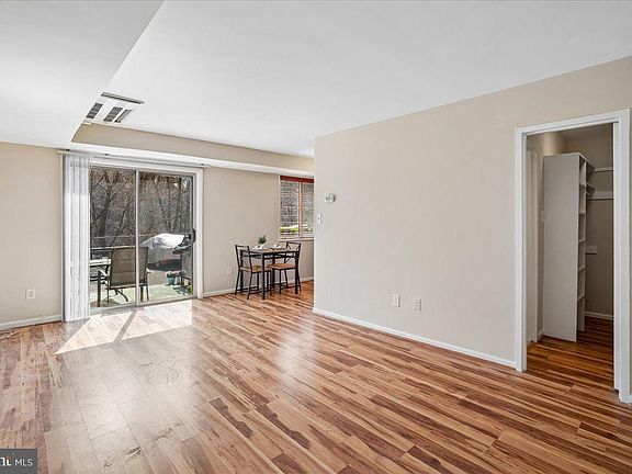 5th image of 2710 Macomb St NW APT 111