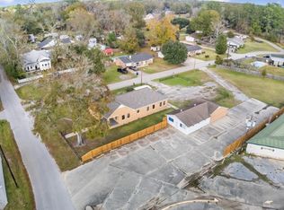 130 County Road 740, Buna, TX 77612