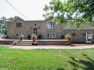 375 E French St, Braidwood, IL 60408