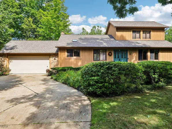 7045 Pinehill Rd, Painesville, OH 44077