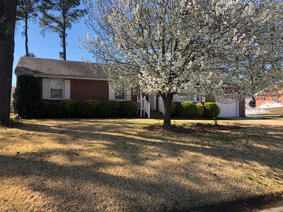2nd image of 2172 Isabella Dr