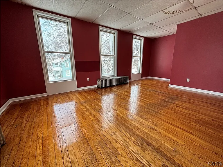309 Mullin St — Photo 2