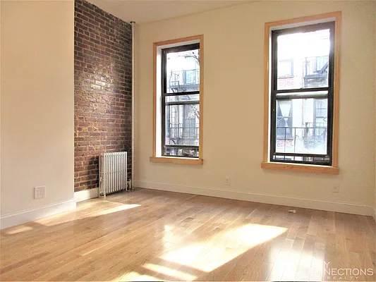 Rented by City Connections Realty | media 12