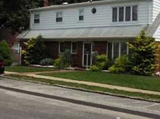 29 Dalemere Rd, Staten Island, NY 10304