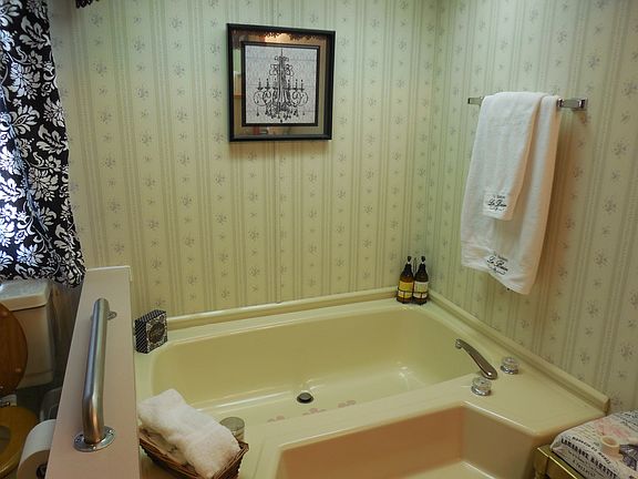 garden tub
