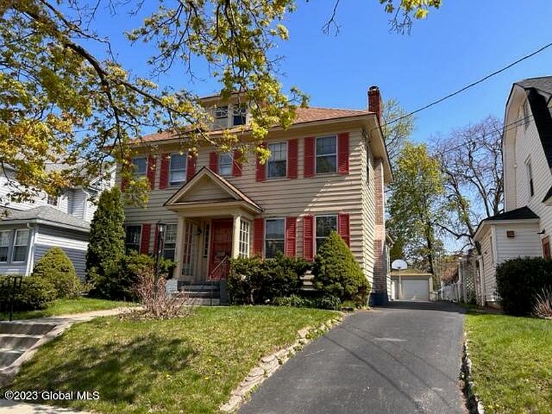 2nd image of 1142 Phoenix Ave Avenue