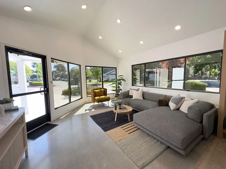 Diablo Vista Apartments — Photo 11