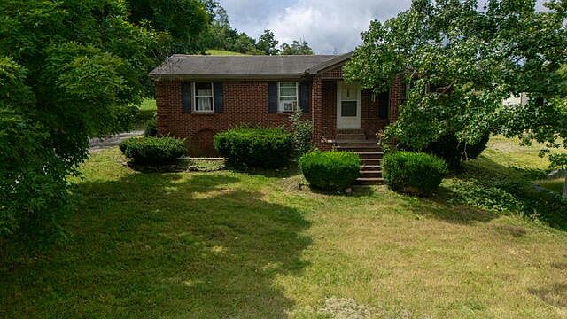 1st image of 830 Gunnell Rd