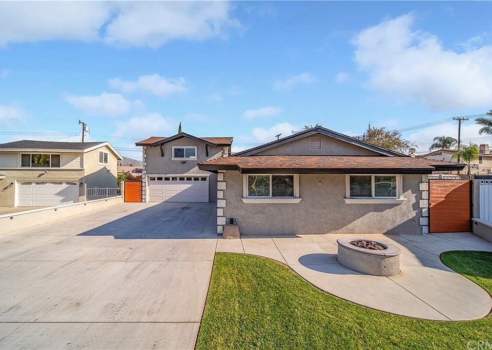 1st image of 943 Majella Ave