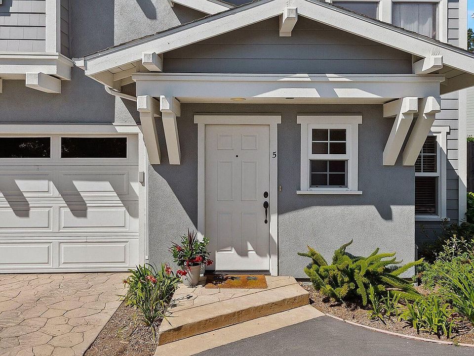 2nd image of 513 Coronel Pl #5