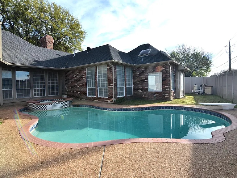 7000 Ivory Ct — Photo 25