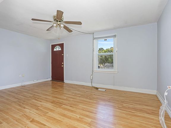 2nd image of 27 N Wayne Avenue