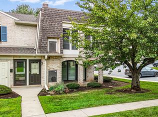 20 Valleybrook Dr, Lancaster, PA 17601