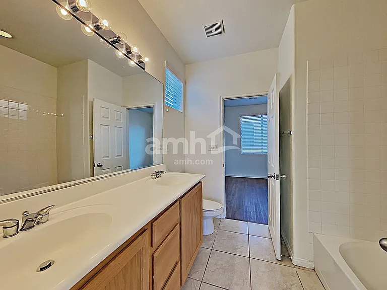 7596 Rising Port Ave — Photo 13