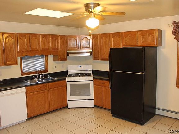 5th image of 265 Glenn St