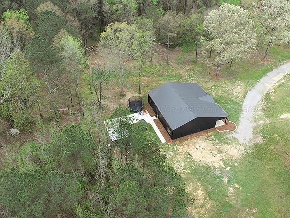 4th image of 736 N Skyline Dr