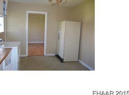 5th image of 1605 Massey St