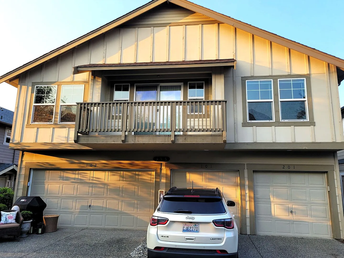 Two Bedroom Condo In Cordata Neighborhood — Photo 2