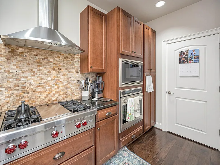 2600 Highland Ave S #502 — Photo 17